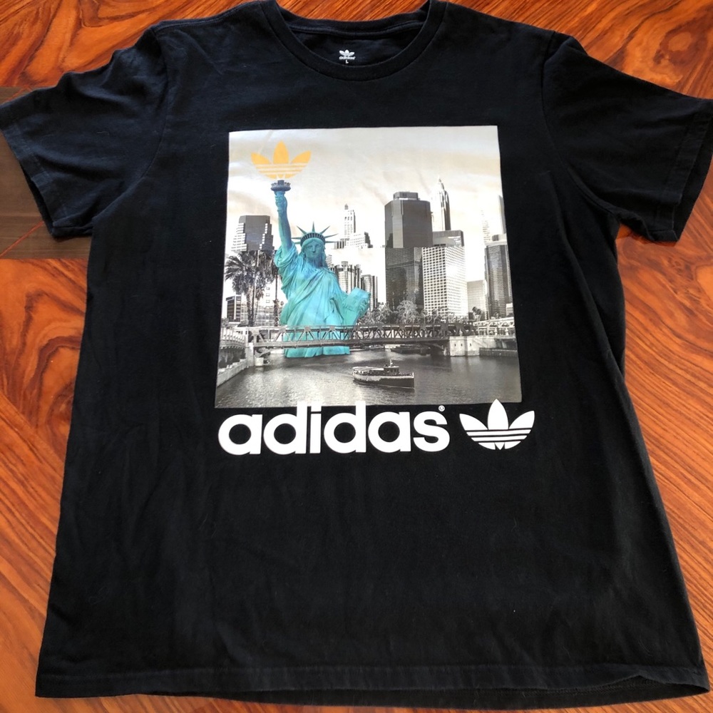 Men’s t shirt